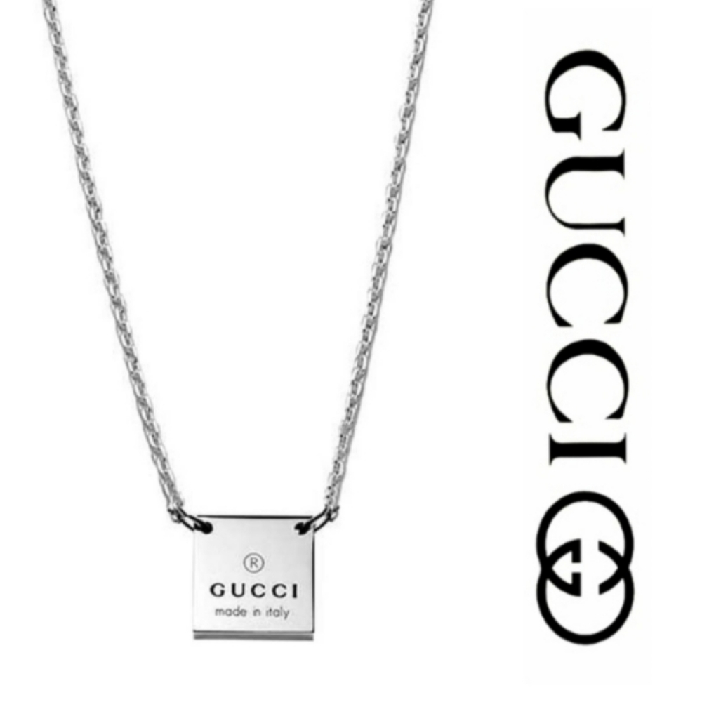 🆕️ Gucci SS .925 small square pendant necklace